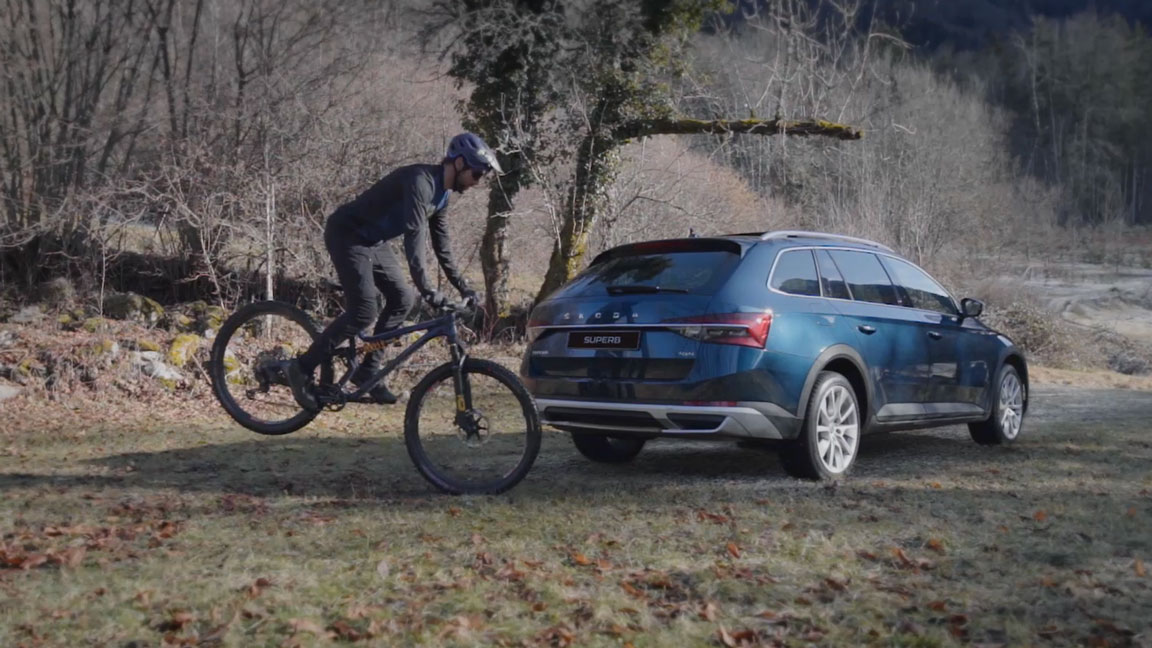 Plan pub Skoda voiture et vélo